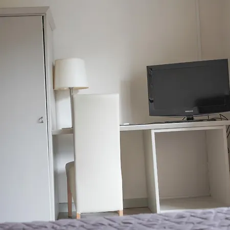 Al Ponte Garni Hotel